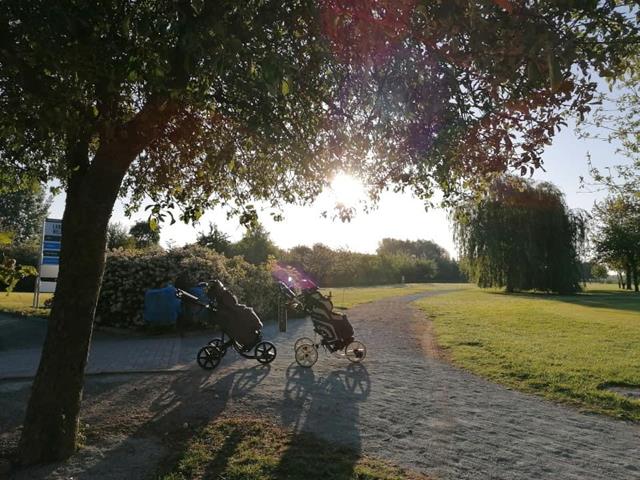 hole 1 zonsopgang